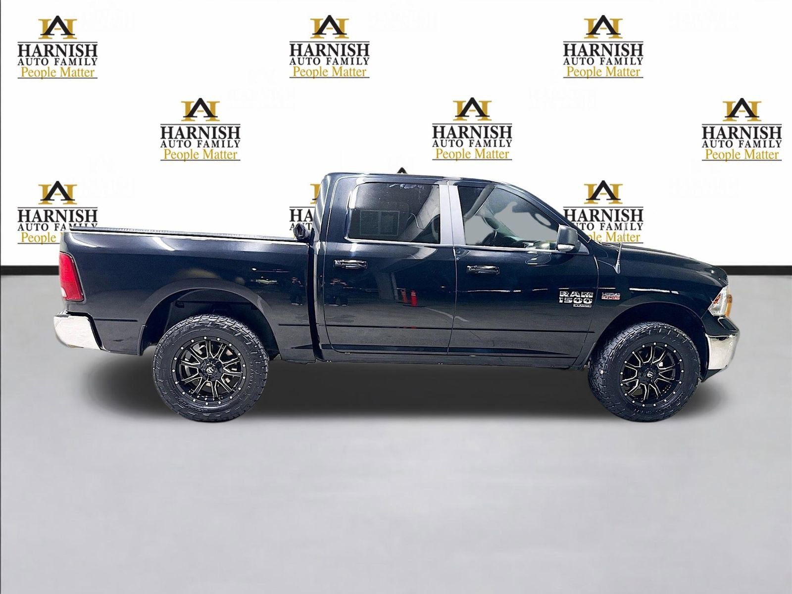 2019 RAM 1500 Classic Big Horn Crew Cab 4x4 5'7" Box