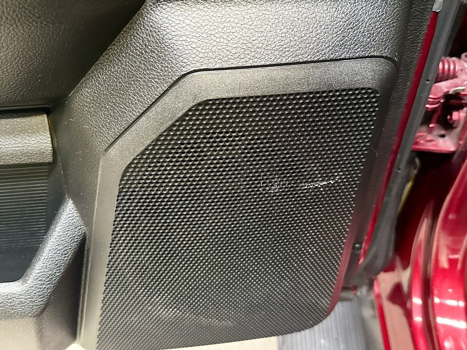 2018 RAM 1500 Laramie Crew Cab 4x4 5'7" Box