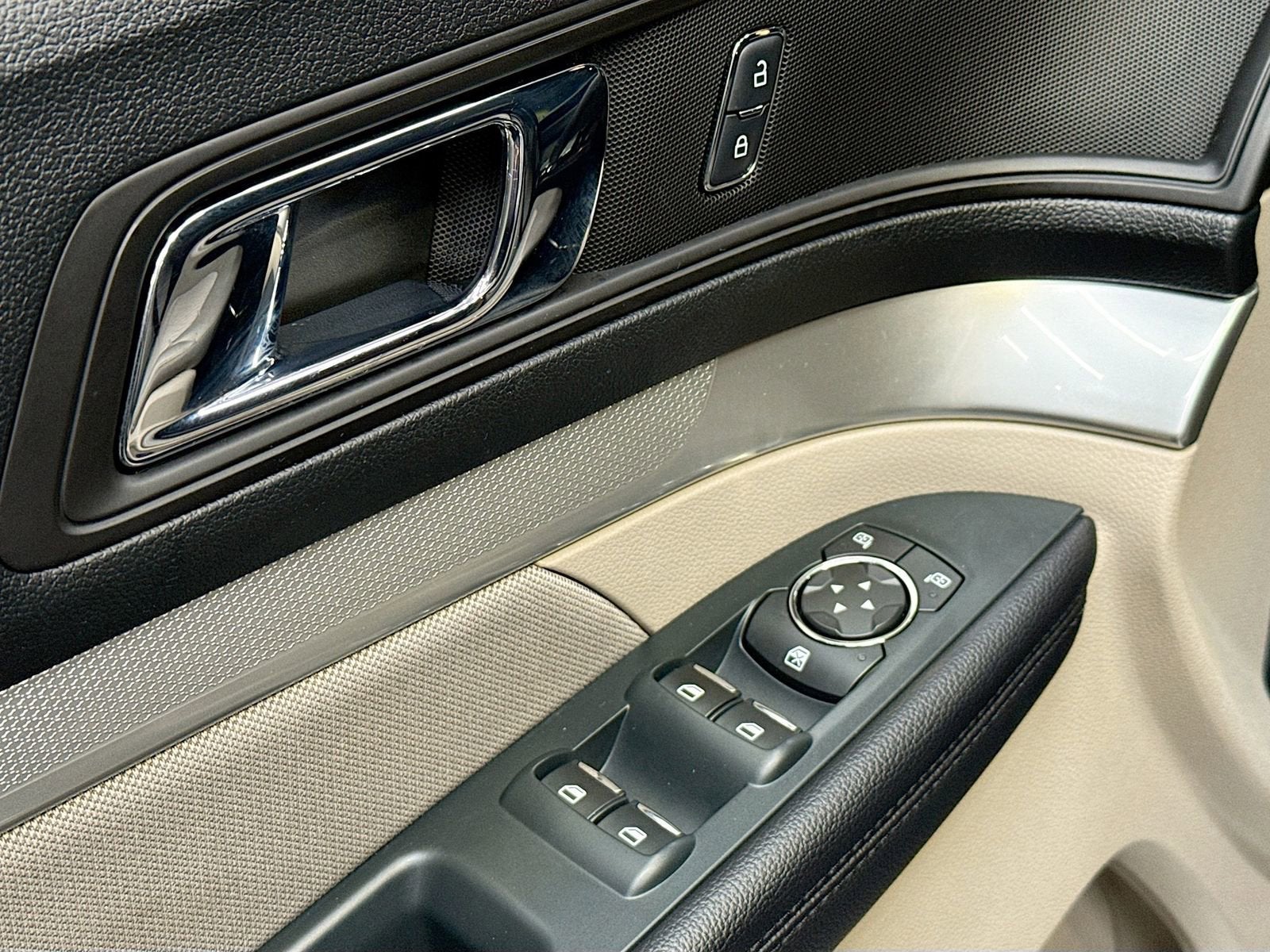 2019 Ford Explorer Base