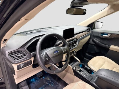 2020 Ford Escape Titanium Hybrid