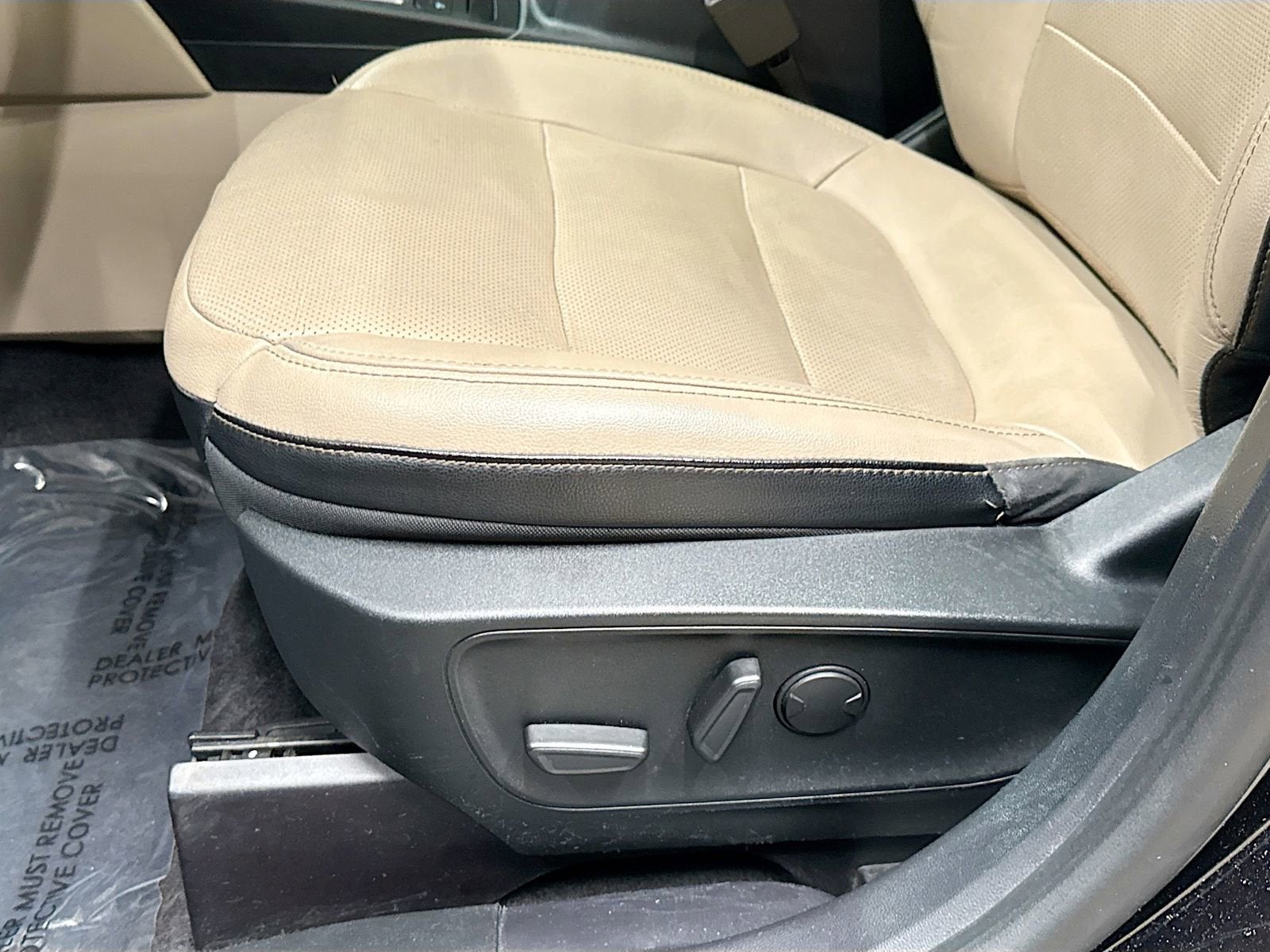 2020 Ford Escape Titanium Hybrid