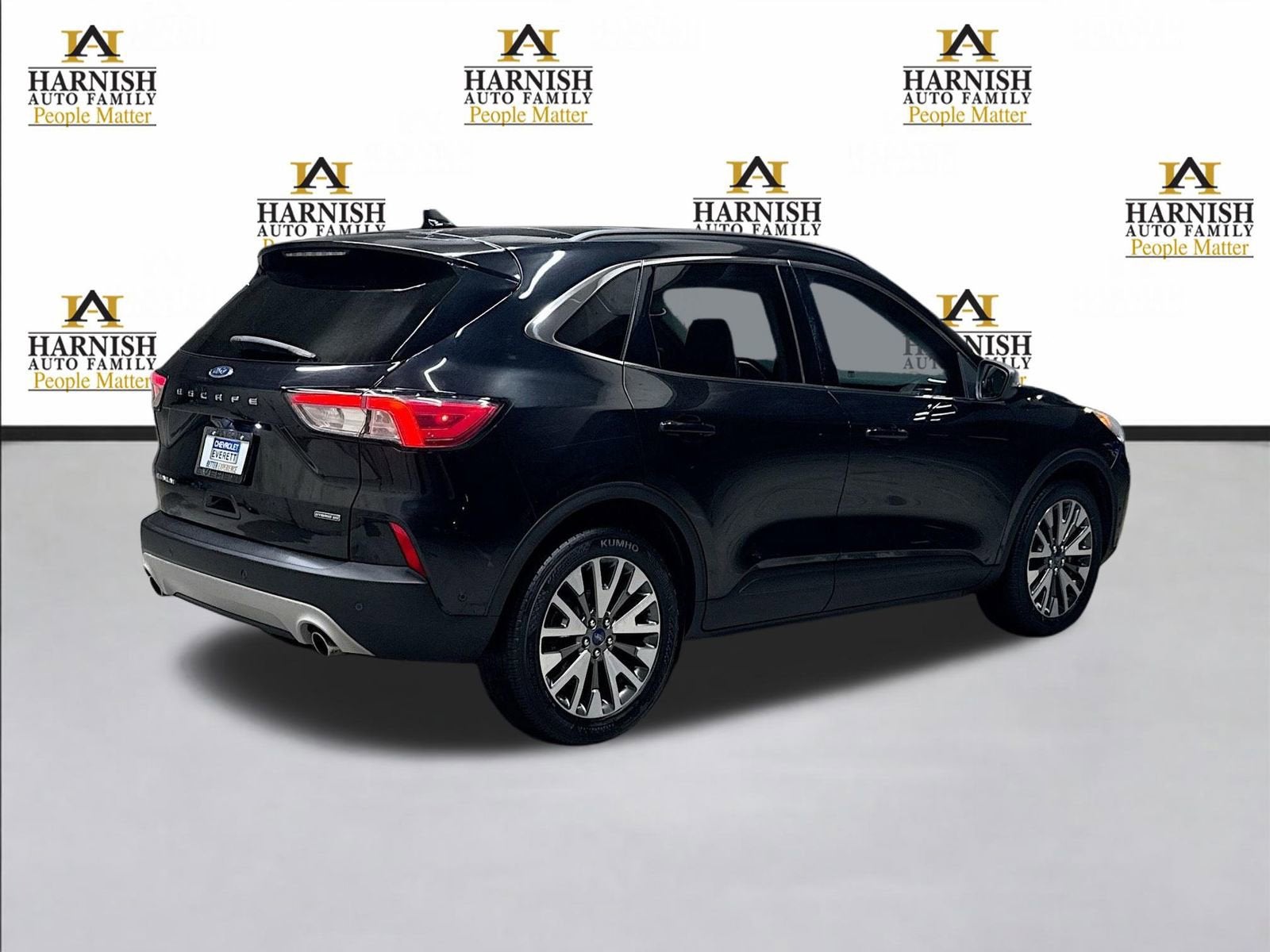 2020 Ford Escape Titanium Hybrid