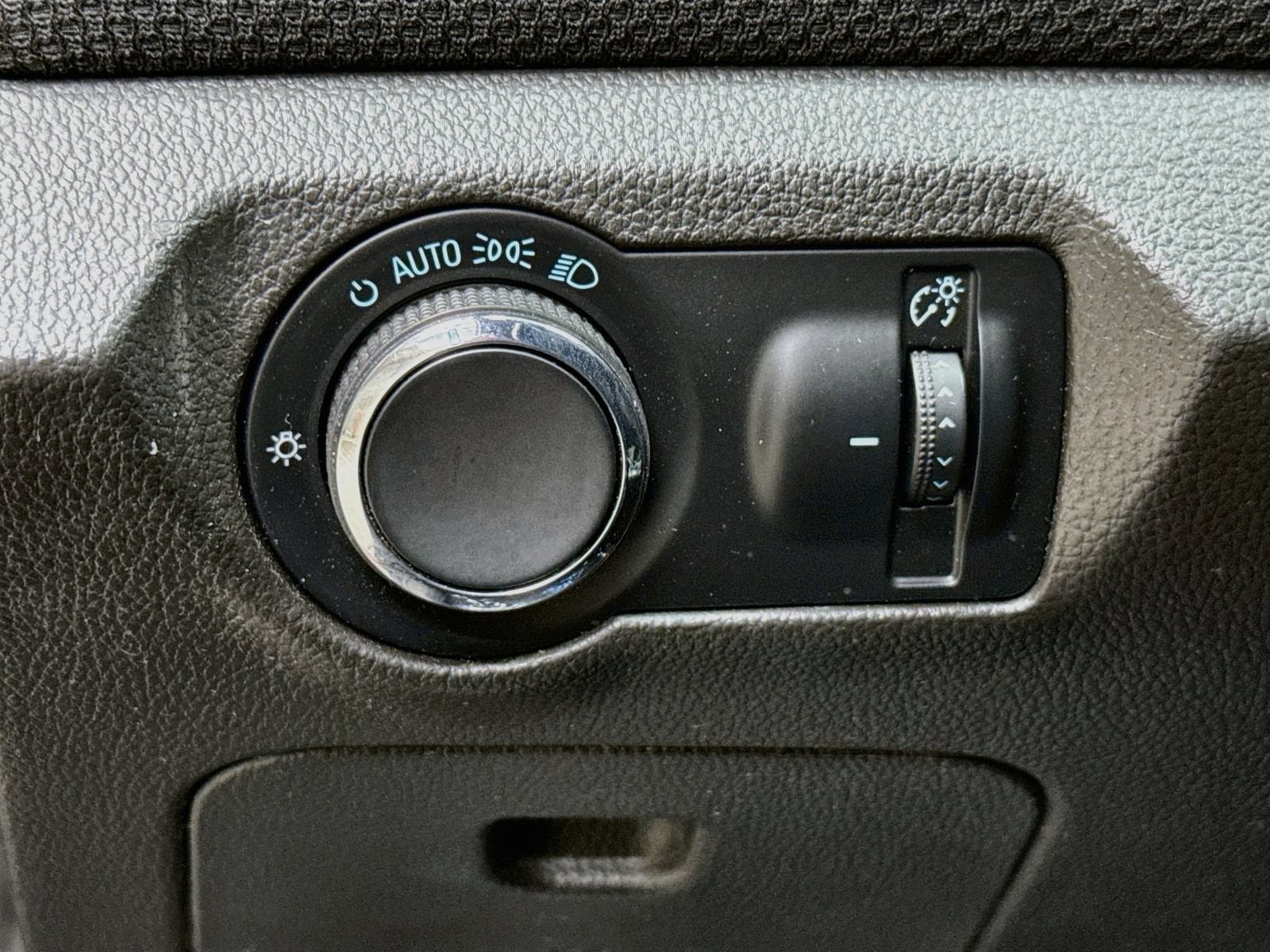 2011 Chevrolet Cruze LT w/1LT