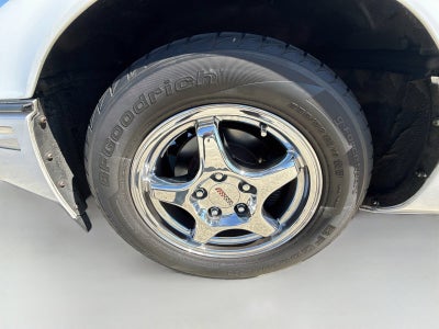 1985 Chevrolet Corvette 2dr Hatchback Coupe