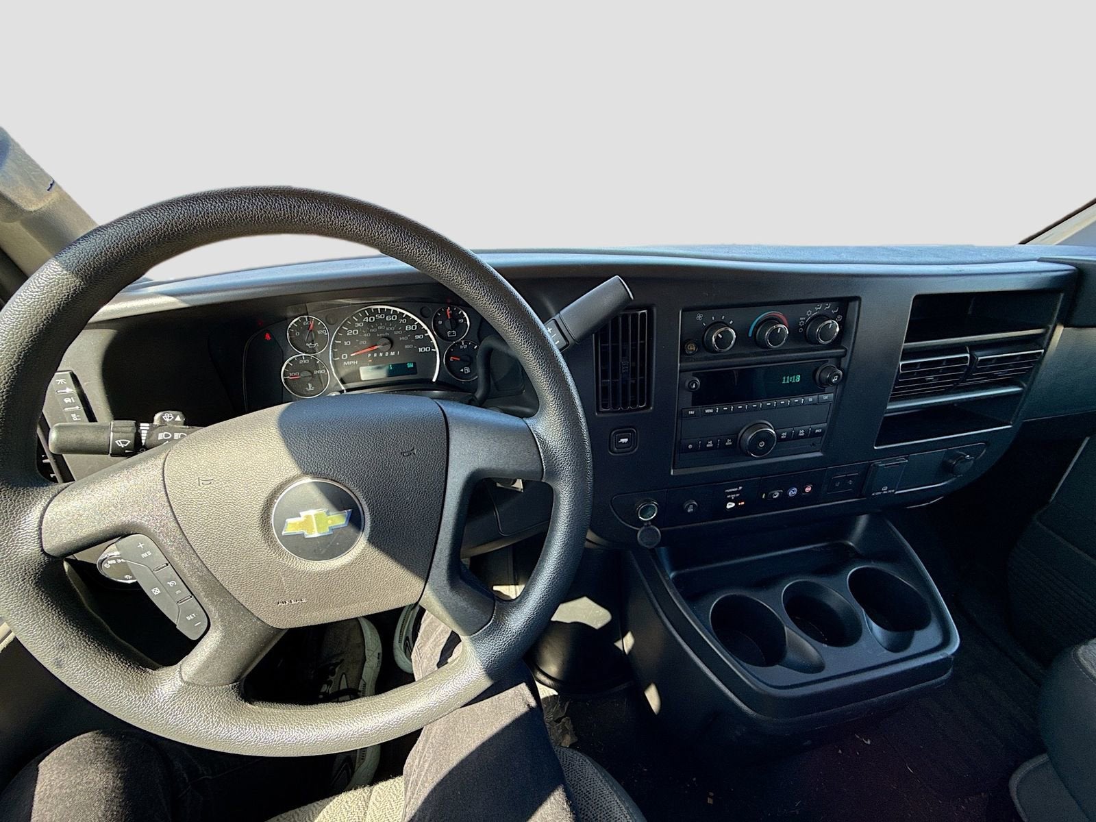 2024 Chevrolet Express Passenger 3500 1LT