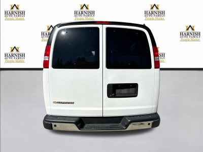 2024 Chevrolet Express Passenger 3500 1LT