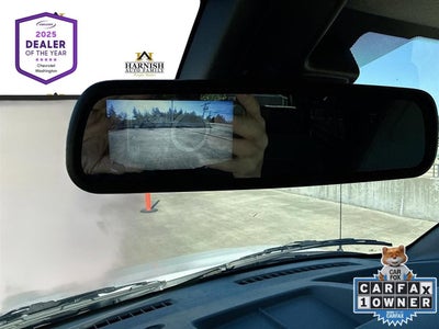 2025 Chevrolet Express Passenger 1LT