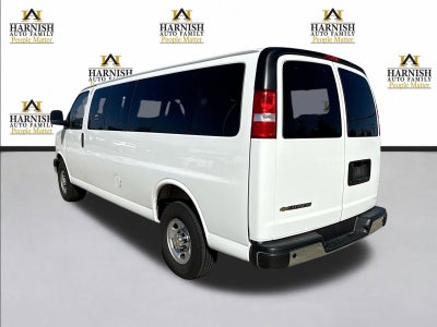 2025 Chevrolet Express Passenger 1LT