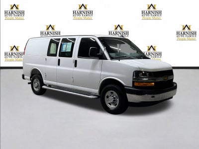 2025 Chevrolet Express Cargo WT