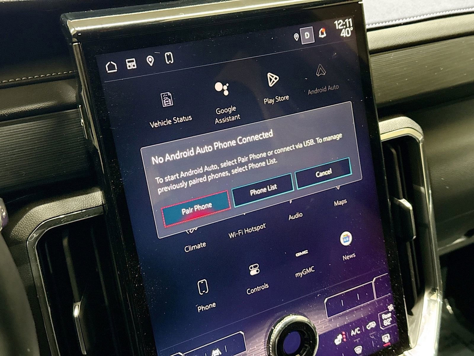 2024 GMC Acadia Elevation