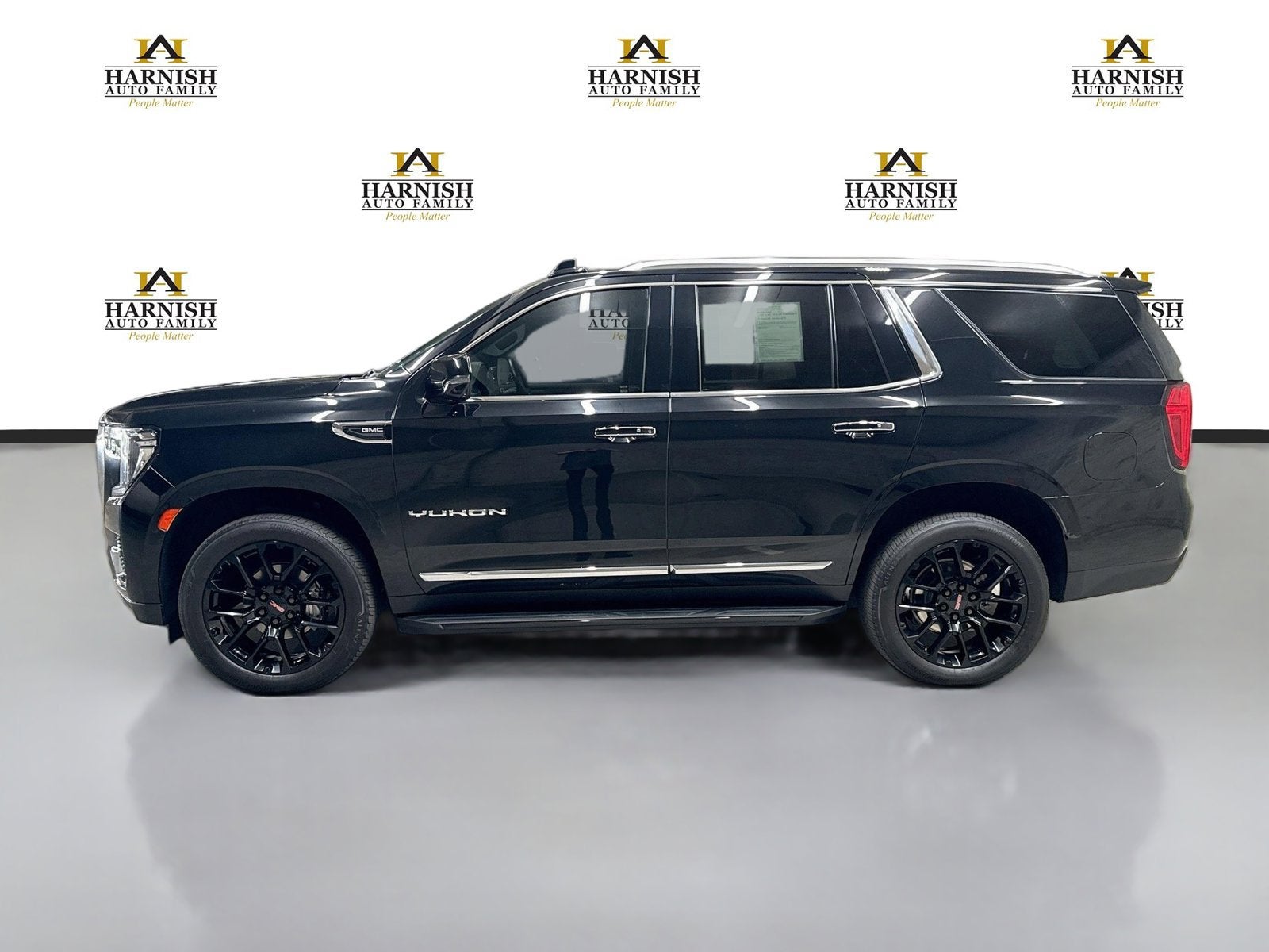 2022 GMC Yukon SLT