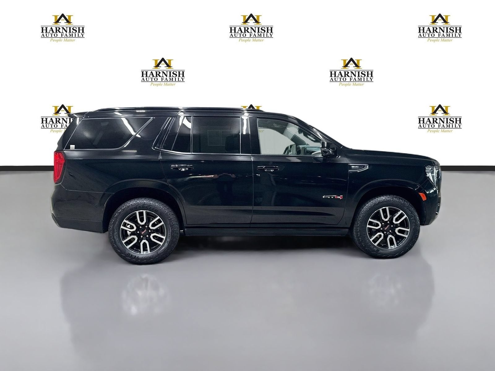 2023 GMC Yukon AT4