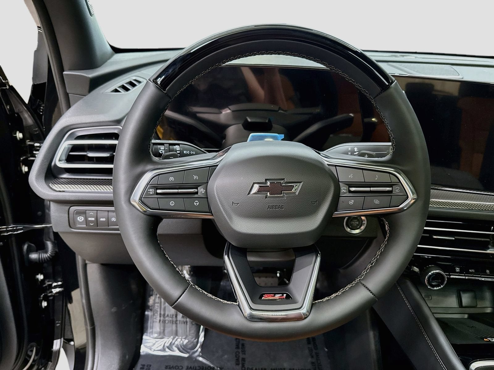 2027 Chevrolet Traverse Z71 - Photo 12