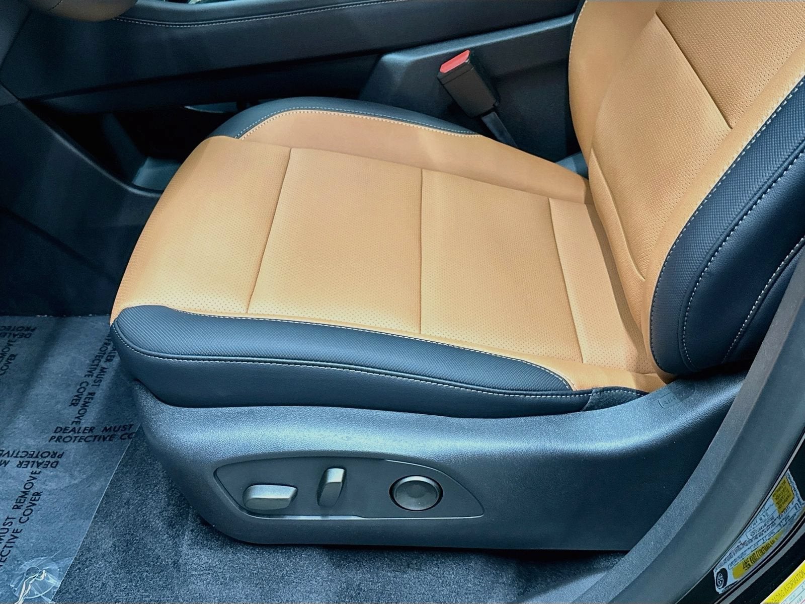 2027 Chevrolet Traverse Z71 - Photo 23