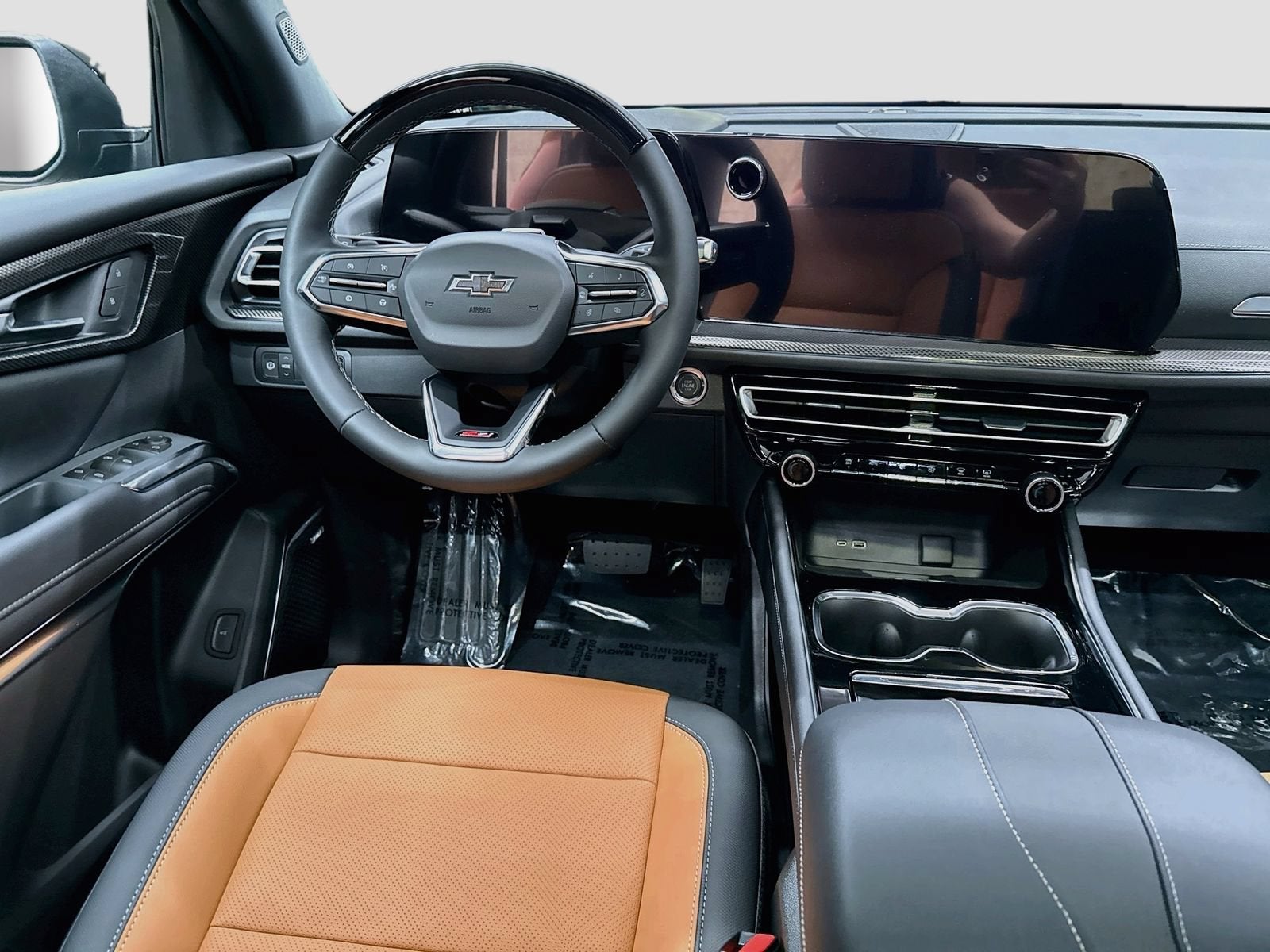 2027 Chevrolet Traverse Z71 - Photo 27