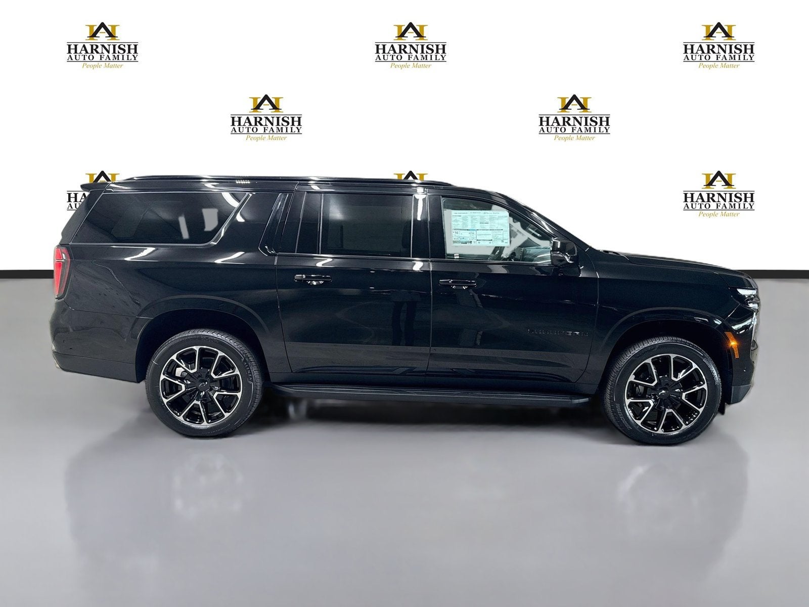 2027 Chevrolet Suburban RST