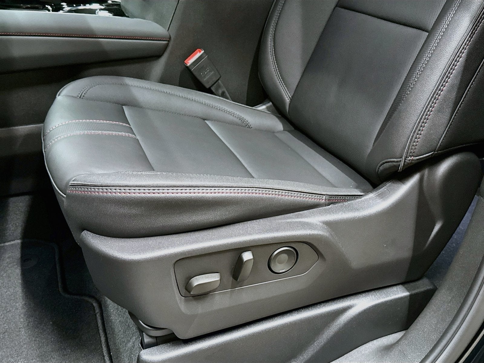 2027 Chevrolet Tahoe RST
