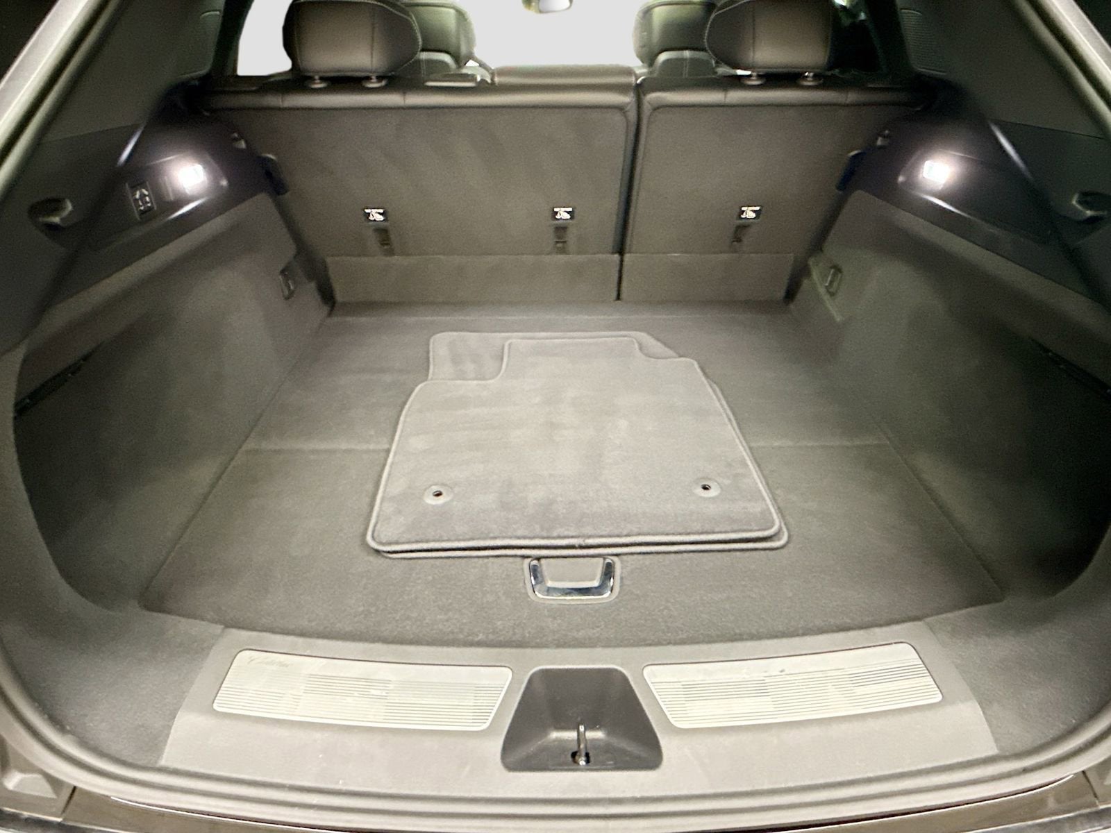 2026 Cadillac LYRIQ Premium Luxury