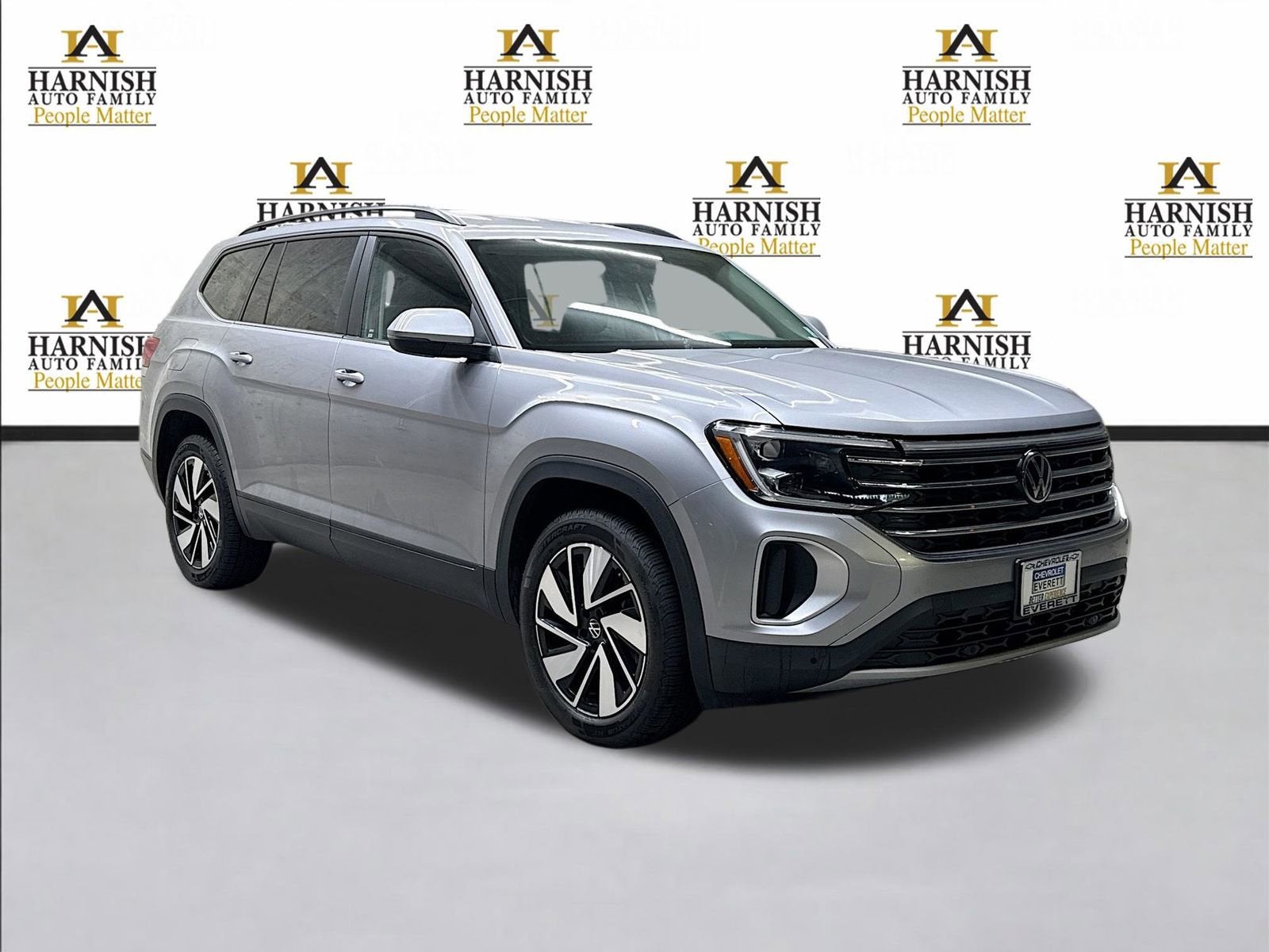 2025 Volkswagen Atlas 2.0T SE w/Technology