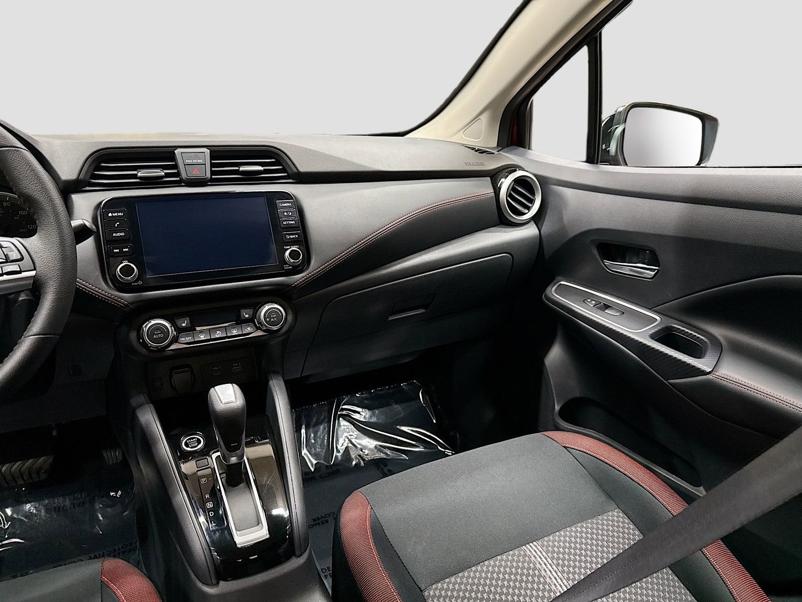 2025 Nissan Versa Sedan SR - Photo 25
