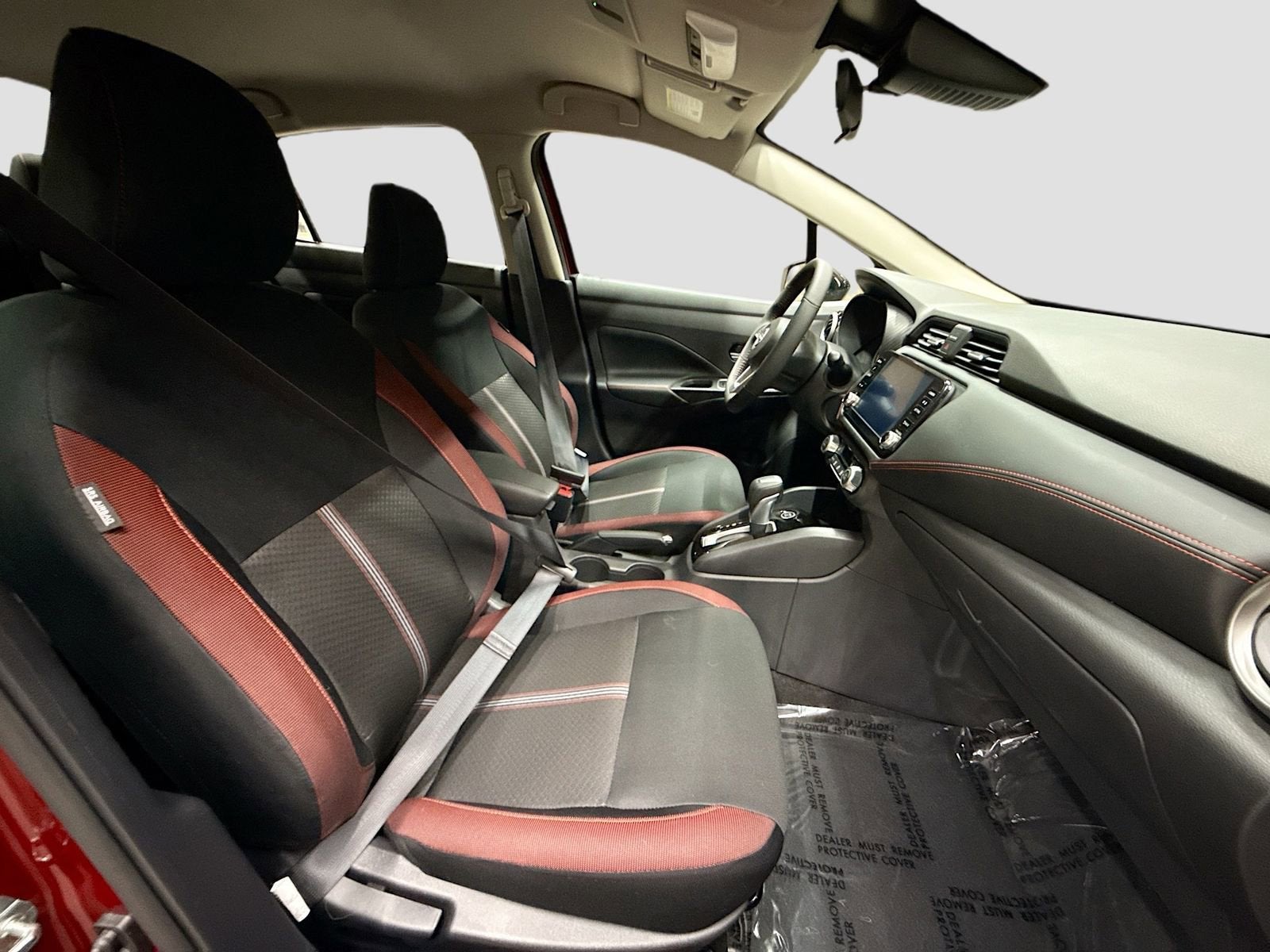 2025 Nissan Versa Sedan SR - Photo 29