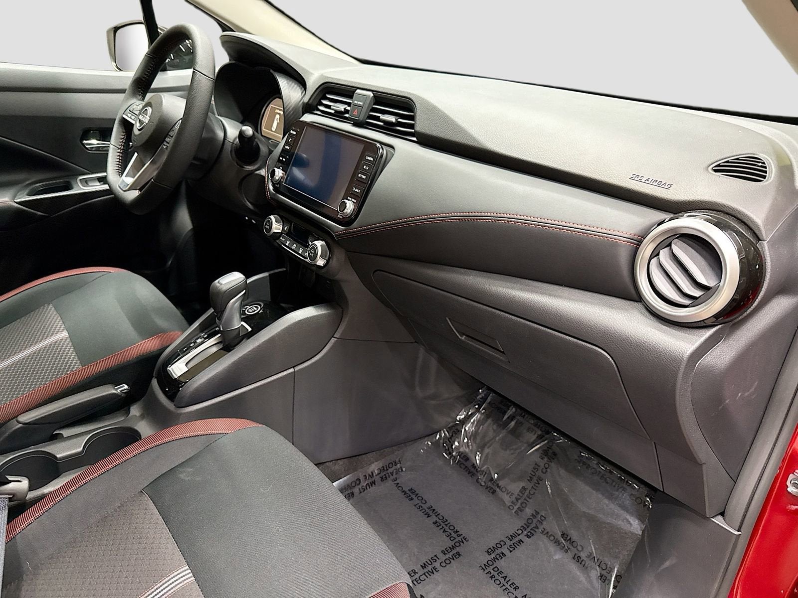 2025 Nissan Versa Sedan SR - Photo 30