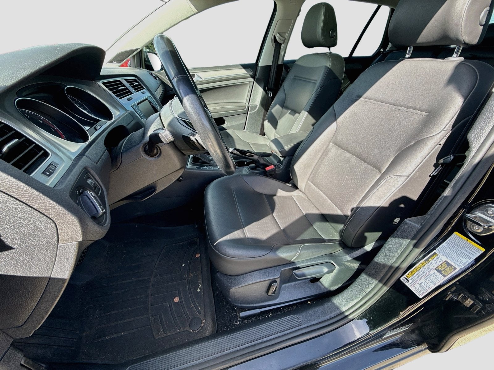 2015 Volkswagen Golf TSI SE 4-Door