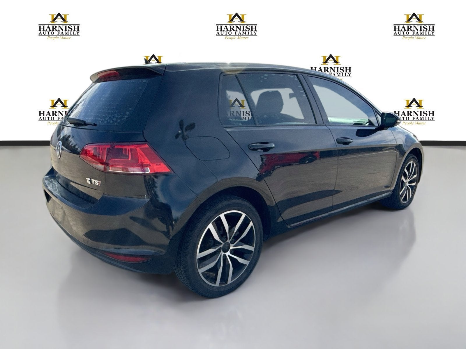 2015 Volkswagen Golf TSI SE 4-Door