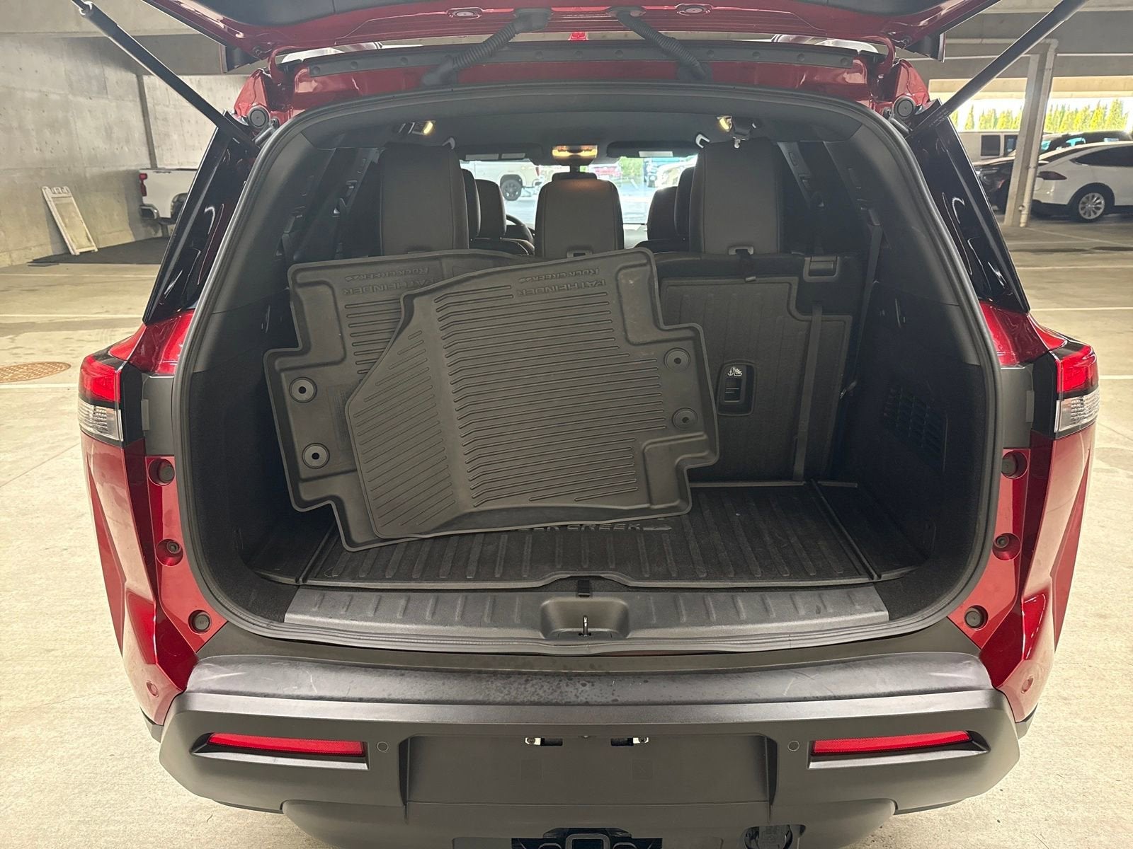 2024 Nissan Pathfinder Rock Creek 4WD