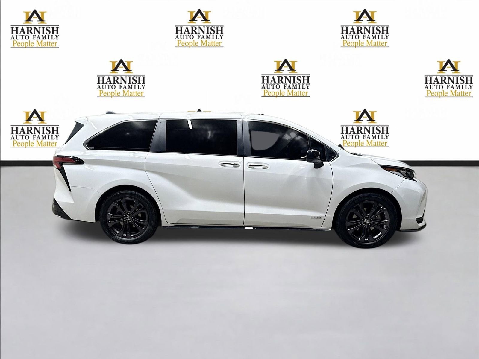 2021 Toyota Sienna XSE
