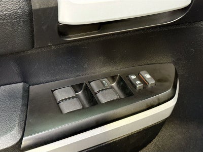 2017 Toyota Tundra SR5 5.7L V8