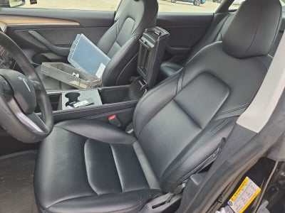 2022 Tesla Model 3 Rear-Wheel Drive