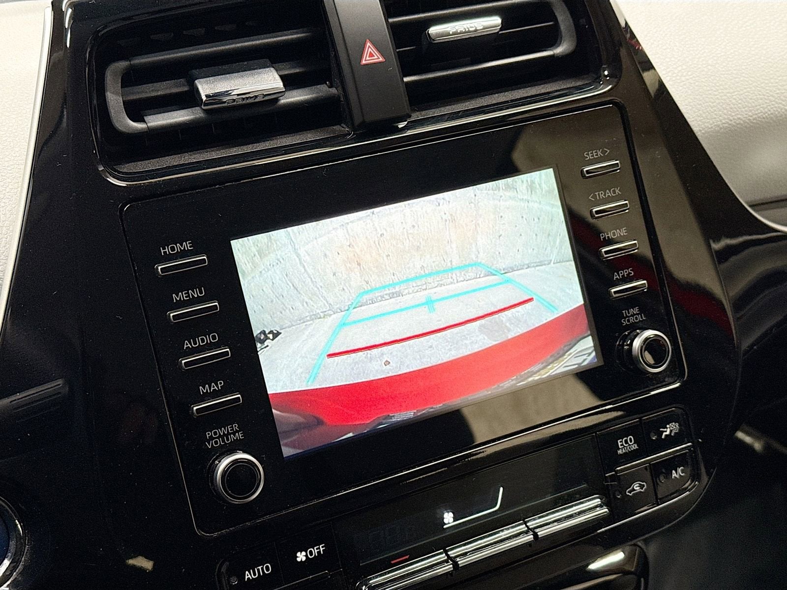 2020 Toyota Prius LE