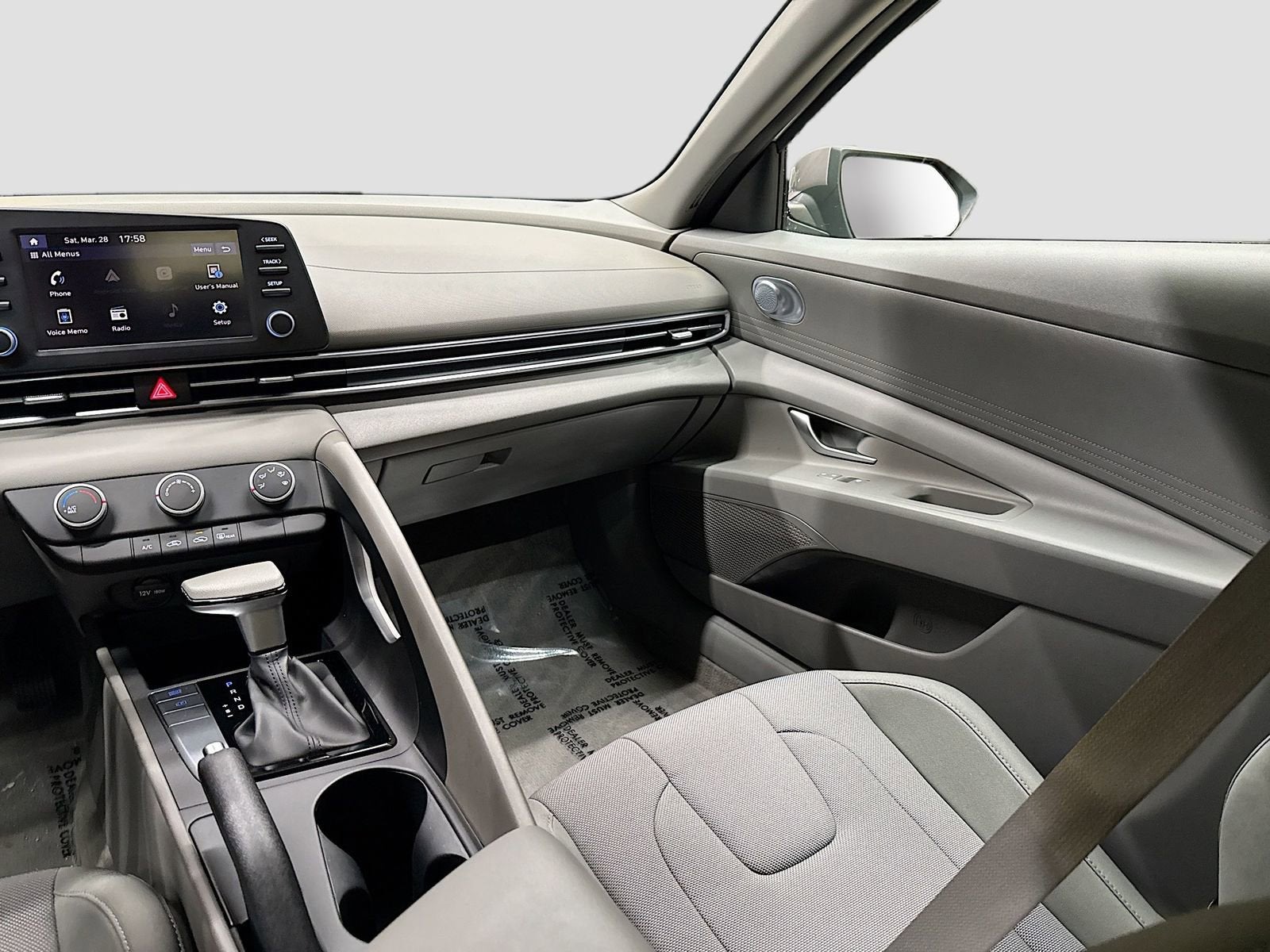 2023 Hyundai Elantra SE