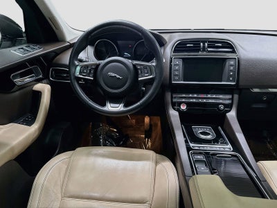 2018 Jaguar F-PACE 35t Prestige