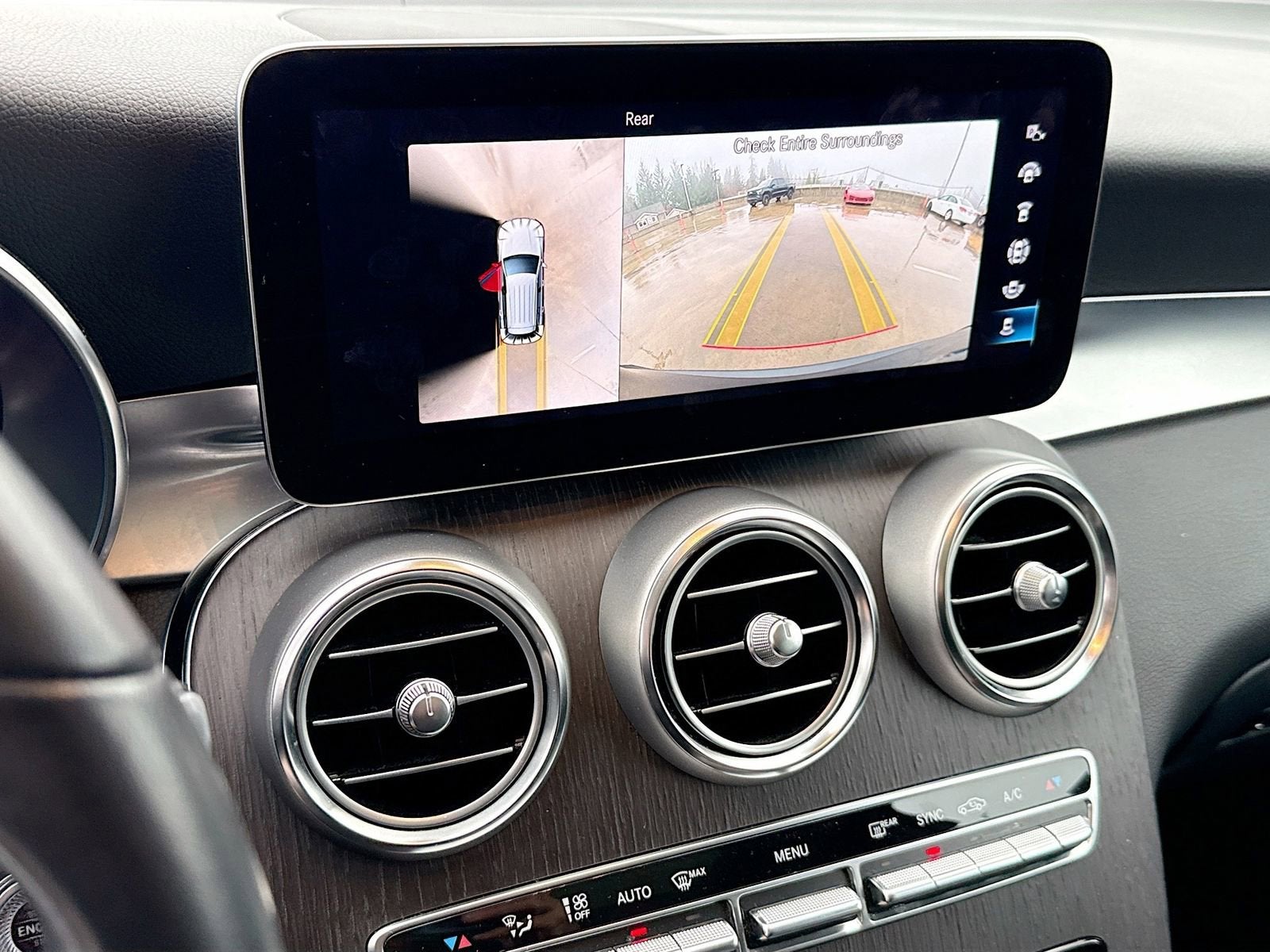 2022 Mercedes-Benz GLC 300 SUV