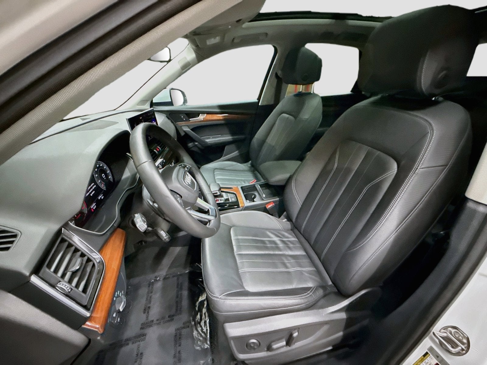 2022 Audi Q5 Premium Plus 40 TFSI quattro S tronic
