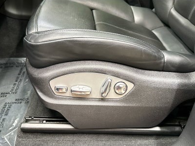 2024 Porsche Macan AWD