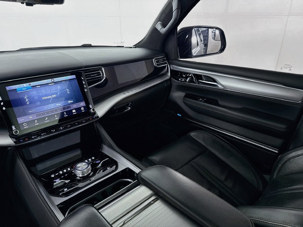 2023 Jeep Grand Wagoneer L Series II