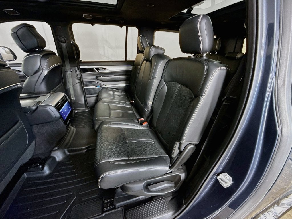 2023 Jeep Grand Wagoneer L Series II