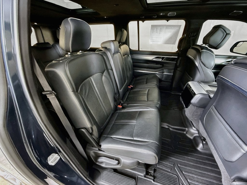 2023 Jeep Grand Wagoneer L Series II