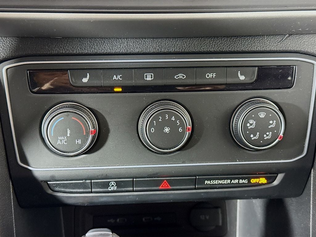 2022 Volkswagen Atlas Cross Sport 2.0T SE