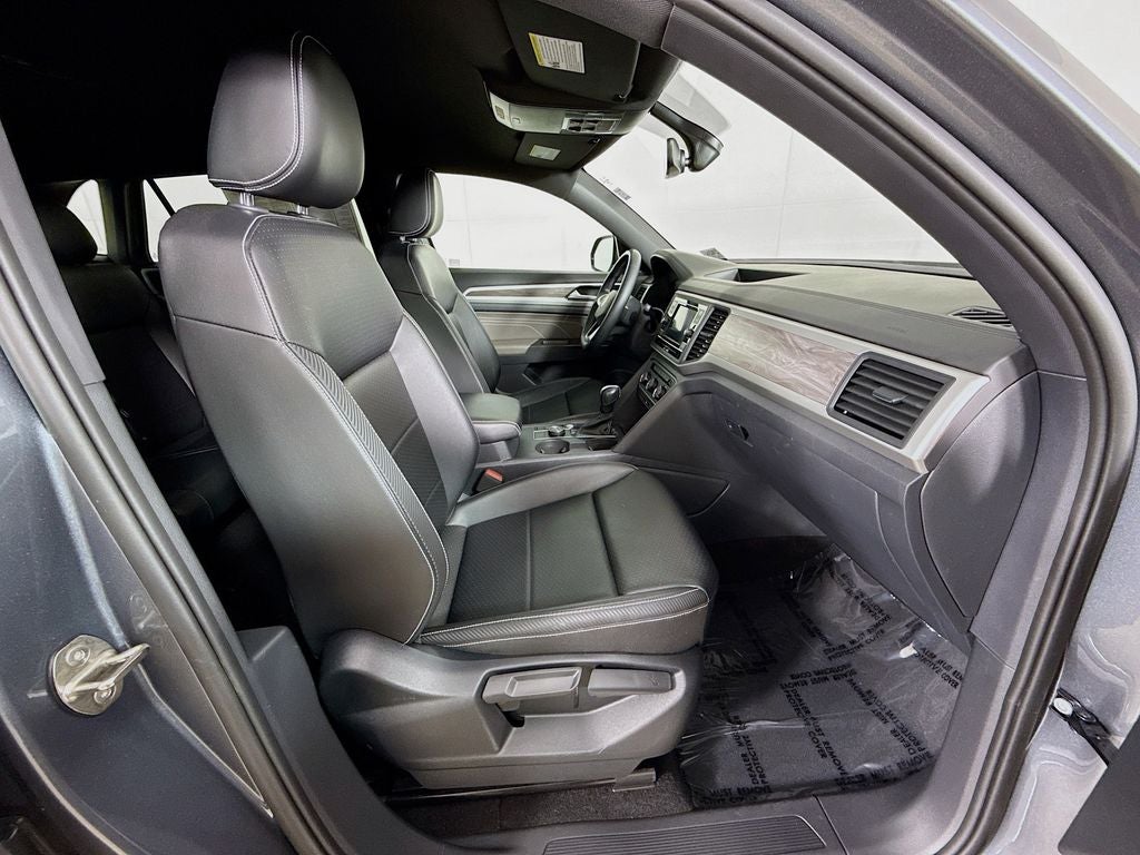 2022 Volkswagen Atlas Cross Sport 2.0T SE