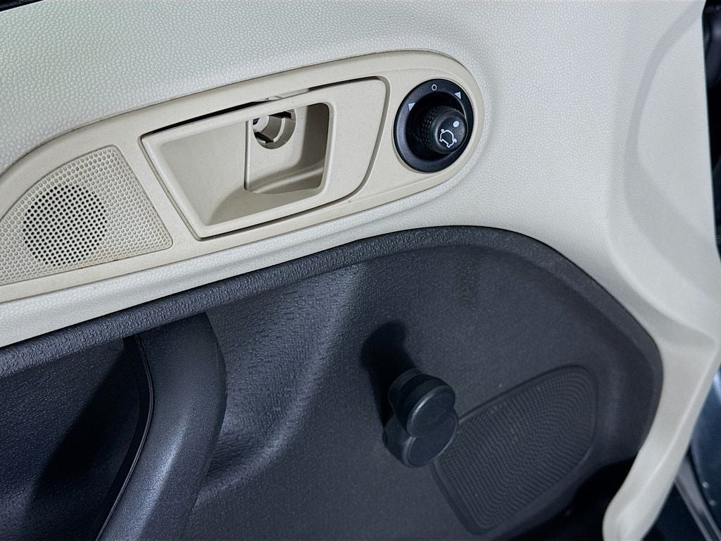 2011 Ford Fiesta S