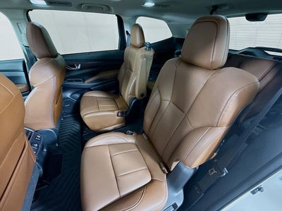 2023 Subaru Ascent Touring