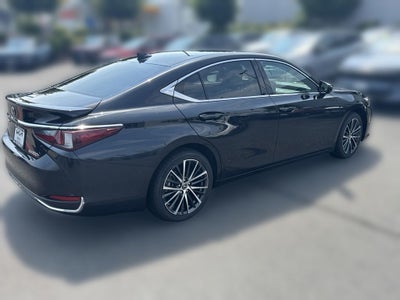 2024 Lexus ES 300h