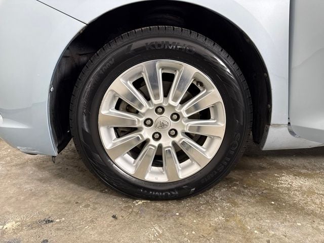 2015 Toyota Sienna XLE 7 Passenger