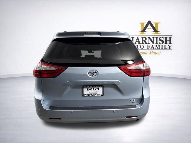 2015 Toyota Sienna XLE 7 Passenger