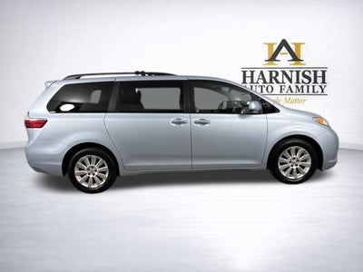 2015 Toyota Sienna XLE 7 Passenger