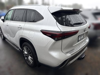 2024 Toyota Highlander Platinum
